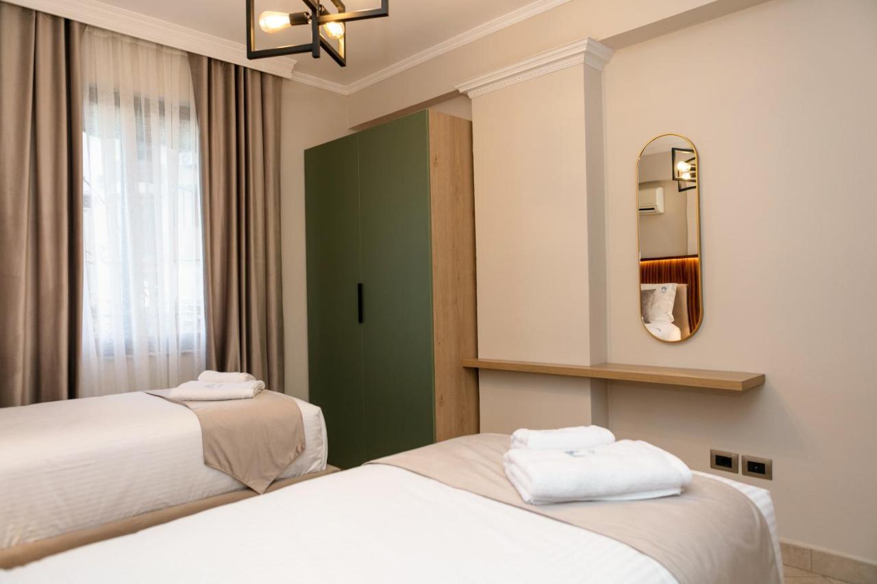 Spacious City Paradise - 3Br Apt In The Heart Of ティラナ エクステリア 写真